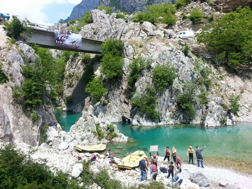 Nga Thethi ne Valbone: c'duhet te dini mbi shetitjen ne shtegun me te bukur te Shqiperise